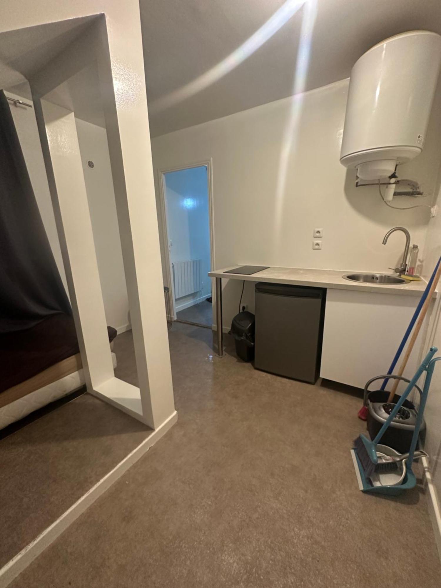 Appartement Jolie Clichy Exteriör bild
